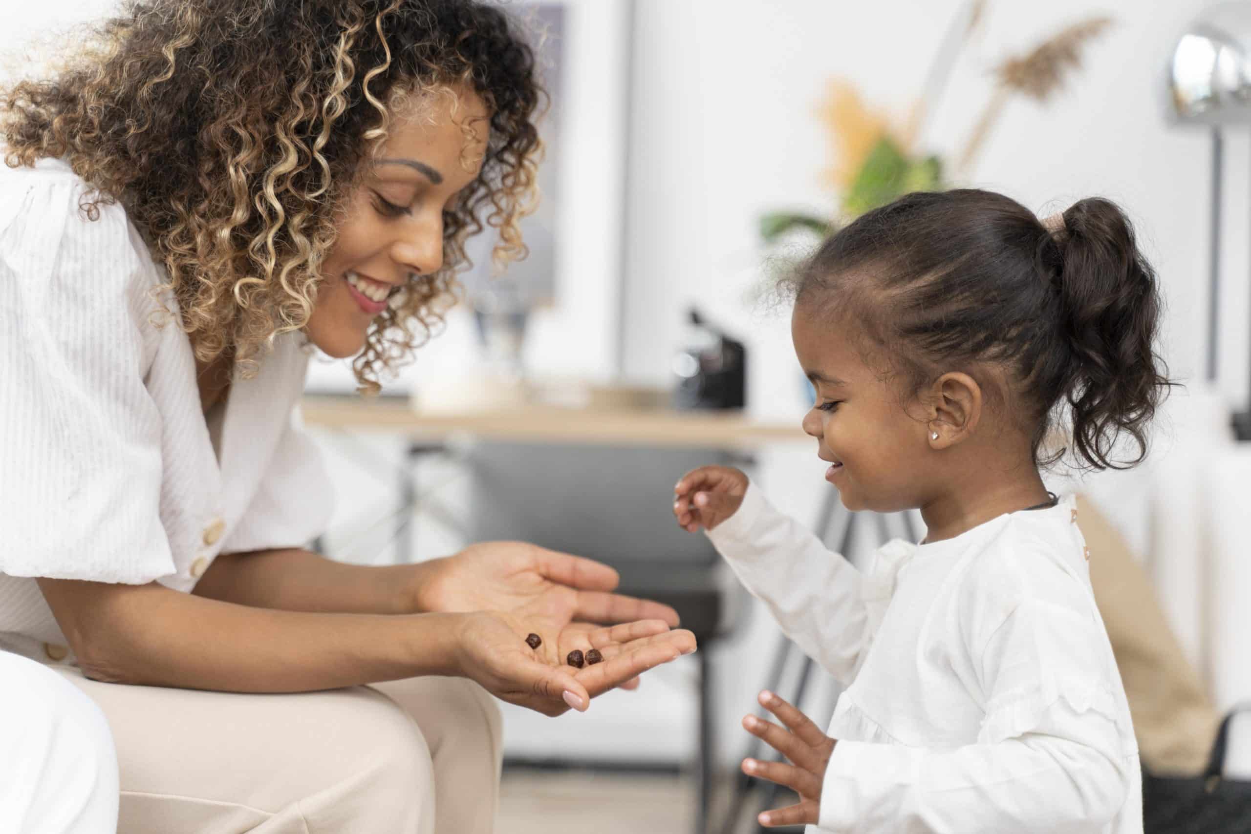 woman-spending-time-with-her-baby-girl (1)